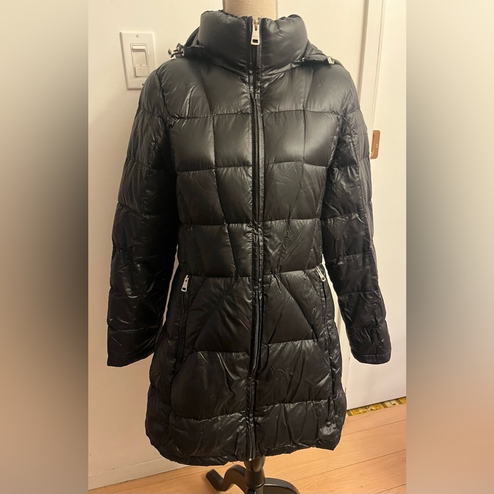 Andrew Marc LARGE Women’s Down Jacket Black
